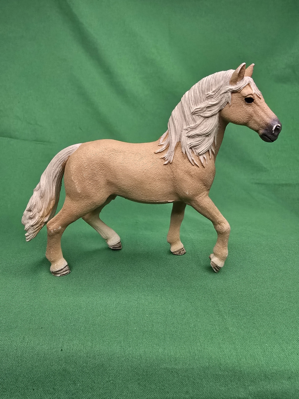 Schleich 13280 Haflinger Gelding Horse Retired 2000s Figure White Mane